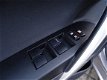 Toyota Auris - 1.8 Hybrid Aspiration Business Special | Navigatie | Parkeercamera | Parkeersensoren - 1 - Thumbnail