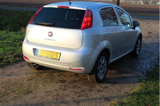 Fiat Punto Evo - 0.9 TwinAir Lounge Clima-Cruise-PDC-Bluetooth-USB 12 Maanden Bovag Garantie - 1