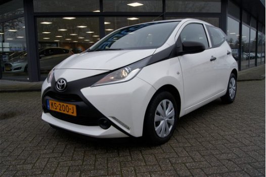 Toyota Aygo - 1.0 VVT-i x-now Airco I Cruise Control I VVT-i motor I Elektrische Ramen I Centrale Ve - 1