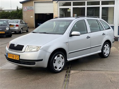 Skoda Fabia Combi - 1.4-16V Creation/Airco/CruiseC/Nieuwe APK - 1