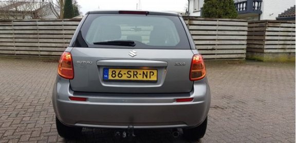 Suzuki SX4 - 1.6 comfort - 1