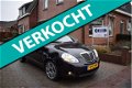 Lancia Y(psilon) - 1.4-16V Sport Momo Design AIRCO/STUURBEKR/PDC/6 BAK/NETTE STAAT - 1 - Thumbnail