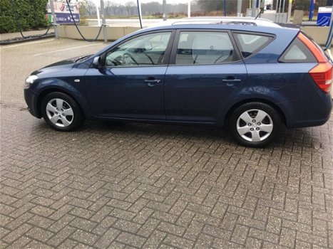 Kia Cee'd - 1.4 CVVT X-tra - 1