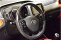 Toyota Aygo - 1.0 VVT-i 5 Deurs Camera Airco Lm velgen Apple Play - 1 - Thumbnail