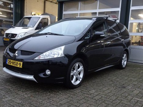 Mitsubishi Grandis - 2.4-16V InSport 7 persoons Trekhaak Parkeerhulp achter - 1