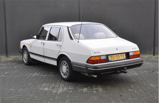 Saab 900 - 2.0 C H5 Hele leuke, goede en best bijzondere Classic. Lees de tekst onderaan ! - 1