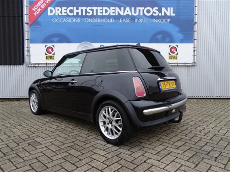 Mini Mini Cooper - 1.6 One Aut. Navi Two-Tone Leer 16 Inch Harman kardon EccPrivacy - 1