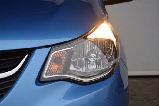 Opel Karl - Cosmo | Parkeersensoren | Mistlampen | Lichtmetalen velgen | Climate control | - 1