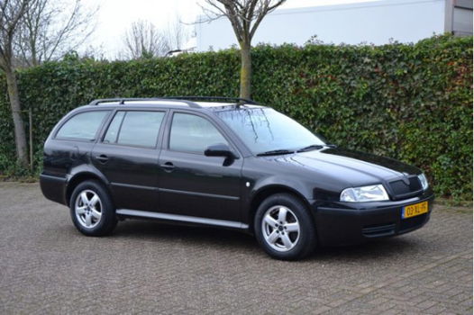 Skoda Octavia Combi - 1.8 T 150 PK ECC cruise PDC in Topstaat - 1