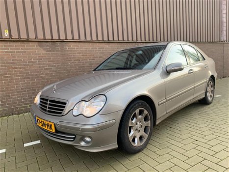 Mercedes-Benz C-klasse - 200 CDI Avantgarde Aut. Navi 2006 - 1