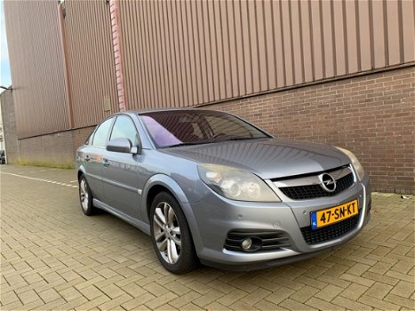 Opel Vectra GTS - 2.2-16V Sport Navi Clima APK NAP - 1