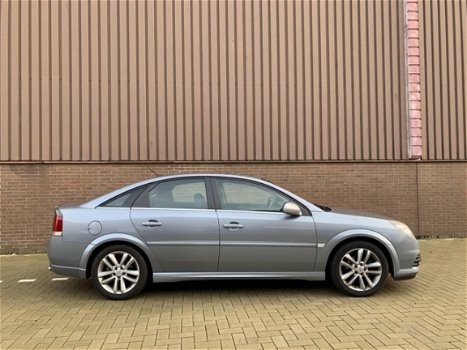 Opel Vectra GTS - 2.2-16V Sport Navi Clima APK NAP - 1