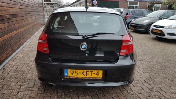 BMW 1-serie - 116i Business Line zwart mettalic - 1