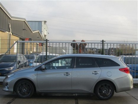 Toyota Auris Touring Sports - 1.8 Hybrid Lease+ PANO/ CAMERA/ PDC - 1