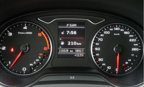 Audi A3 - 1.6 TDI ultra Attraction Pro Line, Leder, Navigatie - 1