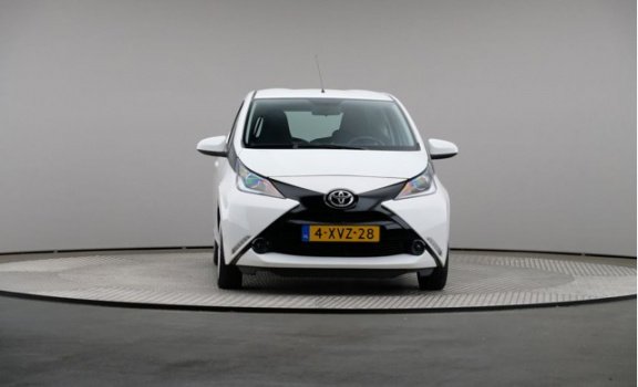 Toyota Aygo - 1.0 VVT-i x-play, Airconditioning, Camera - 1