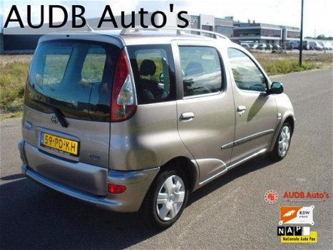 Toyota Yaris Verso - 1.5 16v VVT-i Linea Sol - 1