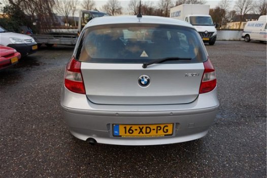 BMW 1-serie - 120i High Executive , AIRCO, NAVI, CRUISE CONTROLE, 15-08-2020 5 DEURS, NETTE 120i , S - 1