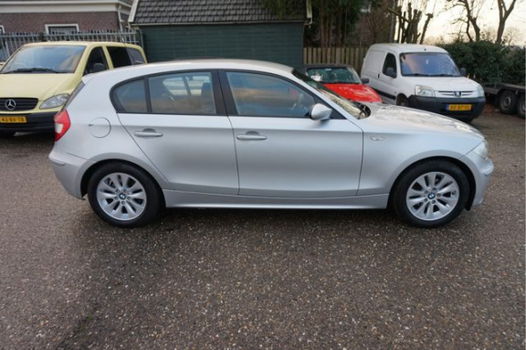 BMW 1-serie - 120i High Executive , AIRCO, NAVI, CRUISE CONTROLE, 15-08-2020 5 DEURS, NETTE 120i , S - 1