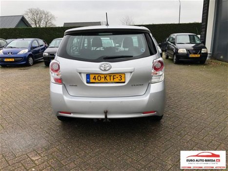 Toyota Verso - 1.6 16v VVT-i Comfort - 1