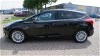 Ford Focus - 1.0 125 pk Titanium 5 drs, Trekhaak, Parking Pack, Xenon, 54366 km - 1 - Thumbnail