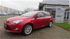 Ford Focus Wagon - 1.6 EcoBoost TITANIUM 150PK TURBO.NAVI.KEYLESS ENTRY.17 INCH.TREKHAAK.WINTERSET - 1 - Thumbnail