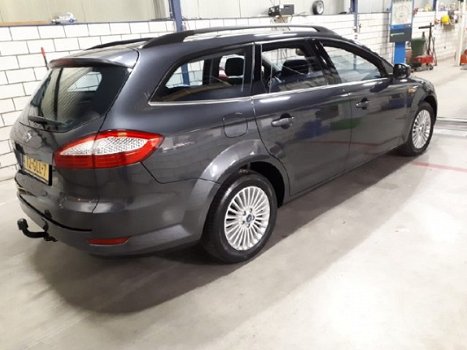 Ford Mondeo Wagon - 2.0-16V Titanium - 1