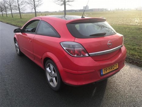 Opel Astra GTC - 150PK Cruise, Stoelverwarming, Panorama, Navigatie - 1