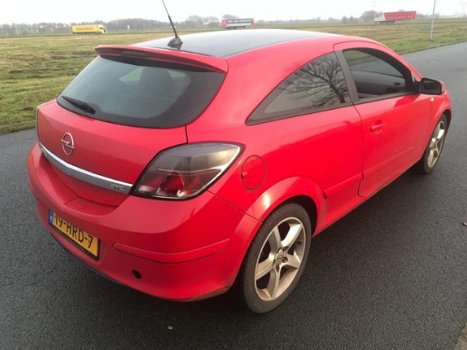 Opel Astra GTC - 150PK Cruise, Stoelverwarming, Panorama, Navigatie - 1