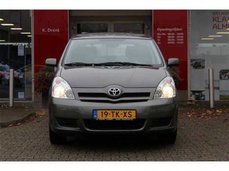 Toyota Verso - 1.6 16v VVT-i Terra (5p) Airconditioning Trekhaak - 1