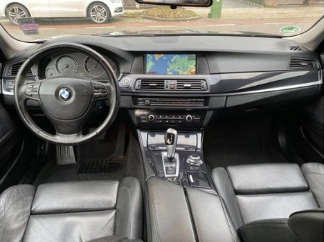BMW 5-serie Touring - 520D XENON | DVD | LEER - 1