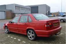 Volvo S70 - 2.5 TDI Exclusive Automaat Airco Leder Lm-Velgen + Inruil Mogelijk