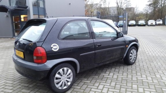 Opel Corsa - 1.0i-12V Strada Zwart - 1