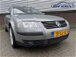 Volkswagen Passat Variant - 2.0-20V Arctic | AIRCO (ECC) | XENON | LM VELGEN | GEEN AFLEVERKOSTEN - 1 - Thumbnail