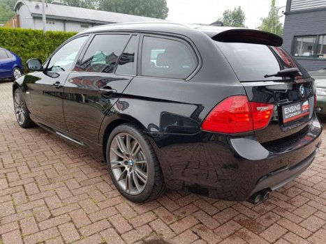 BMW 3-serie Touring - 330xd M Sport Edition alcantara/sportstoelen/xenon/panoramadak/navigatie, /Har - 1