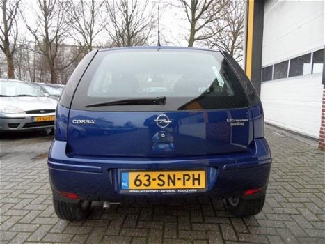 Opel Corsa - 1.2-16V Silverline Automaat 101DKM AIRCO - 1