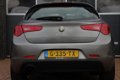 Alfa Romeo Giulietta - 1.4 T Distinctive 170 PK XENON / NAVI / Clima / CRUISE / AFNB TREKHAAK - 1 - Thumbnail