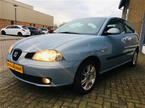 Seat Ibiza - 1.4-16V / CRUISE/ CLIMATE/ NAP/ ELEKTR.PAKKET/ APK - 1