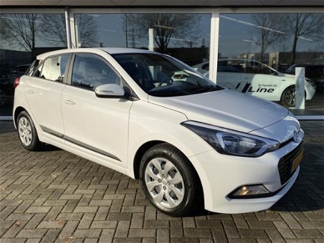 Hyundai i20 - 1.0 T-GDI i-Drive Cool | Airco | Radio-MP3 | Elektrische ramen voor | Centrale deurver - 1