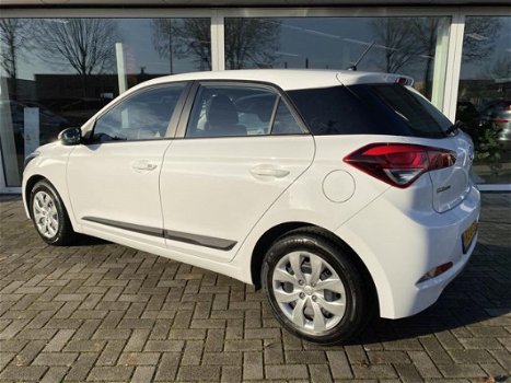 Hyundai i20 - 1.0 T-GDI i-Drive Cool | Airco | Radio-MP3 | Elektrische ramen voor | Centrale deurver - 1