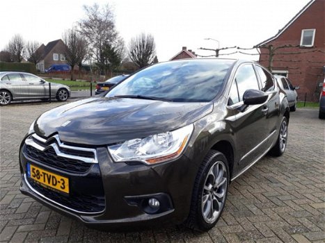 Citroën DS4 - 1.6 THP Sport Chic 200pk - Leder + Massage - Pdc - 1