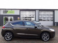 Citroën DS4 - 1.6 THP Sport Chic 200pk - Leder + Massage - Pdc