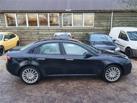 Alfa Romeo 159 - 2.2 JTS Distinctive Nieuwe APK, Winter en Zomer velgen - 1