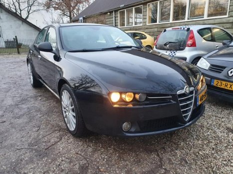 Alfa Romeo 159 - 2.2 JTS Distinctive Nieuwe APK, Winter en Zomer velgen - 1