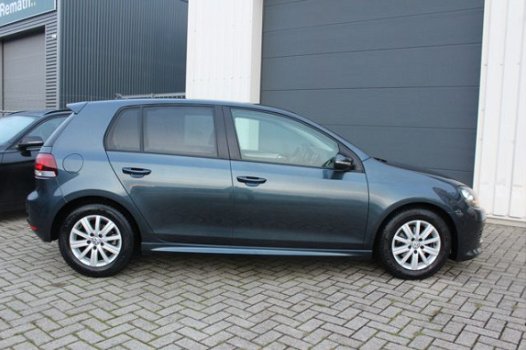 Volkswagen Golf - 1.6 TDI BlueMotion /Navigatie/Clima/Mf stuur/150pk/Zeer goed onderhouden - 1