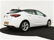 Opel Astra - 1.4 Turbo Innovation | Automaat | Navigatie | Half-leder | Parkeersensoren voor en acht - 1 - Thumbnail