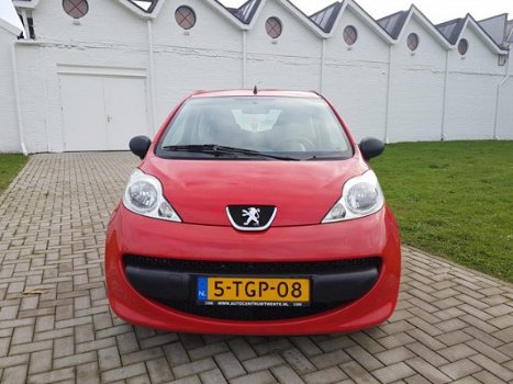 Peugeot 107 - 1.0-12V XR - 1