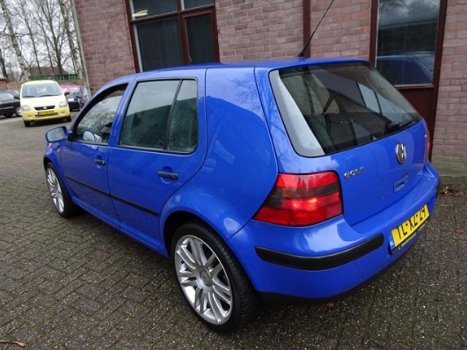 Volkswagen Golf - 1.6 Comfortline - 1