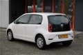 Volkswagen Up! - 1.0 60PK MOVE UP 5 Deurs - Airco - Navi voorbereiding - Blueto - 1 - Thumbnail