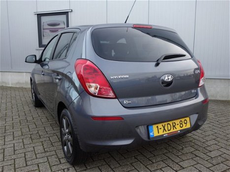 Hyundai i20 - 1.2i Go LED Airco Cruise 5-Deurs NL-geleverd - 1